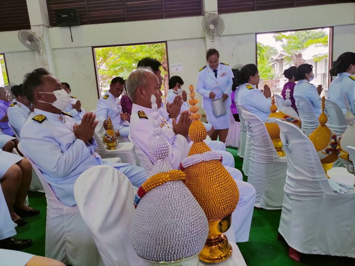 วันที่ 3 มิถุนายน 2568 วันเฉลิมพระชนมพรรษา สมเด็จพระนางเจ้าสุทิดา พัชรสุธาพิมลลักษณ พระบรมราชินี นำโดยท่านนายก ประมาณ พันธ์จันทึก คณะผู้บริหาร และเจ้าหน้าที่ องค์การบริหารส่วนตำบลหนองบัวน้อย ณ หอประชุม 100 ปี อำเภอสีคิ้ว จังหวัดนครราชสีมา